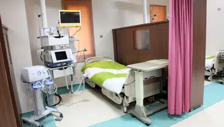 بیمارستان بین المللی قائم ICU