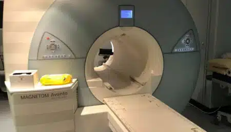 بیمارستان بین المللی قائم MRI